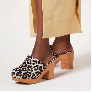 Charlotte Stone Marlo in limited edition leopard